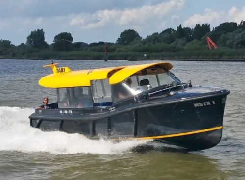 70061-768-512-fill-0FFF 500 x 300